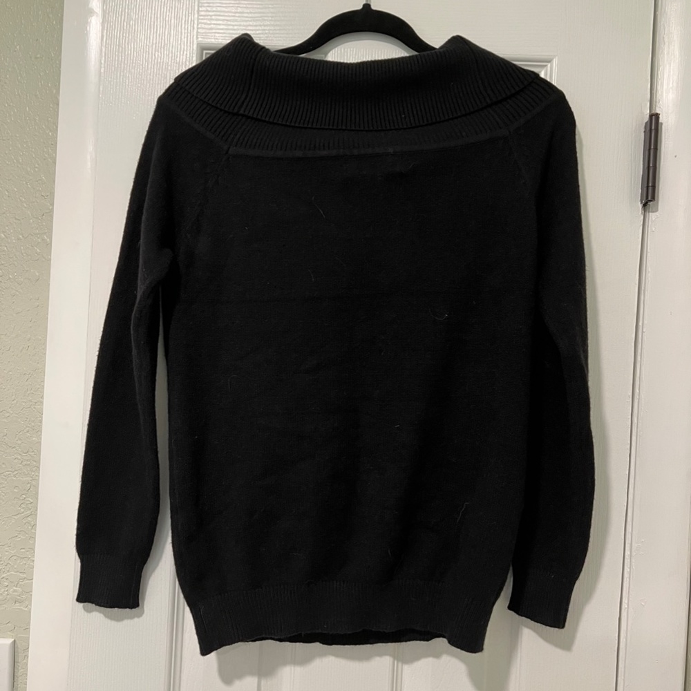 Lulu's - NWOT Long Sleeve Off the Shoulder. Size Medium. - Picture 4 of 7